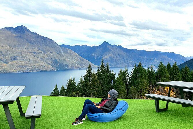 5 Day South Island New Zealand Private Tour from Queenstown - Day 3: Lindis Pass to Aoraki/Mt Cook, helicopter views, and Tekapo Dark Sky time