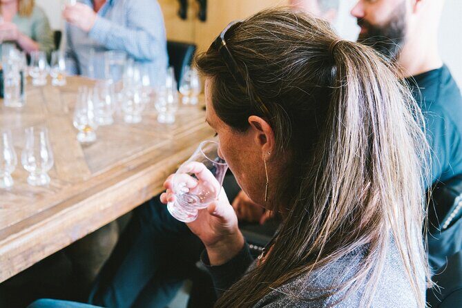 6 Hour's - Queenstown's Helicopter Gin Tour - Cardrona Distillery stop: learning with your first real pour
