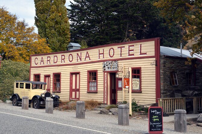 Arrowtown and Wanaka Highlights Tour from Queenstown - Crown Range Road: The Best Views Come Early