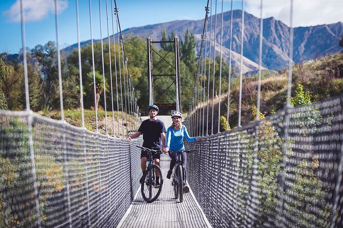 Arrowtown to Queenstown Full-Day Bike Adventure - The route in plain English: rivers, bridges, and lake-edge momentum