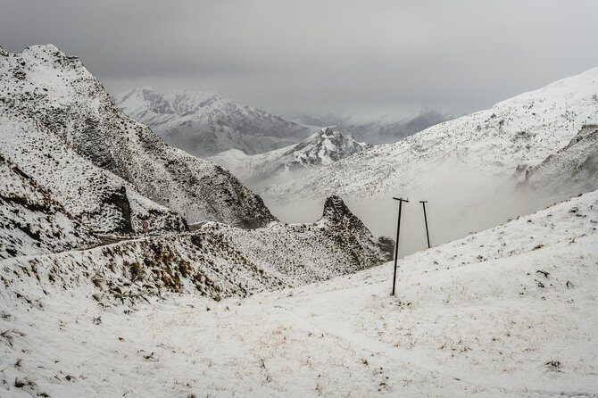 AuthenticAs Discover Queenstown - Professional Photography & Exclusive 4WD Tour - Queenstown in 2 hours: how the private 4WD photo loop works