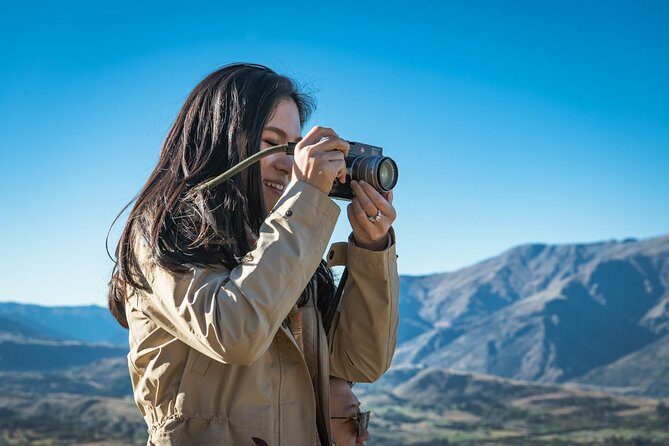 AuthenticAs Discover Queenstown - Professional Photography & Exclusive 4WD Tour - Private transportation between sights: why it’s worth paying for
