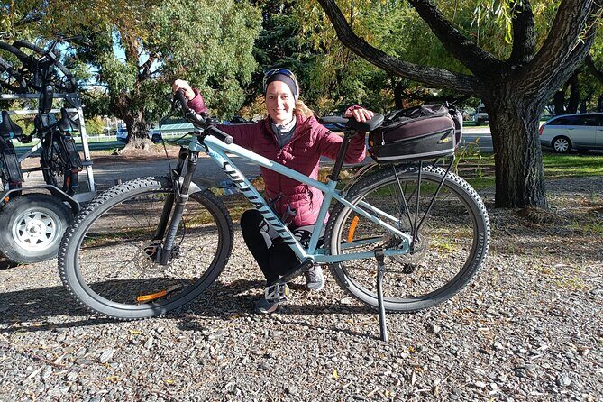 Bike the Wanaka and Hawea Trails - The safety briefing and seat-fit test (where comfort is won)