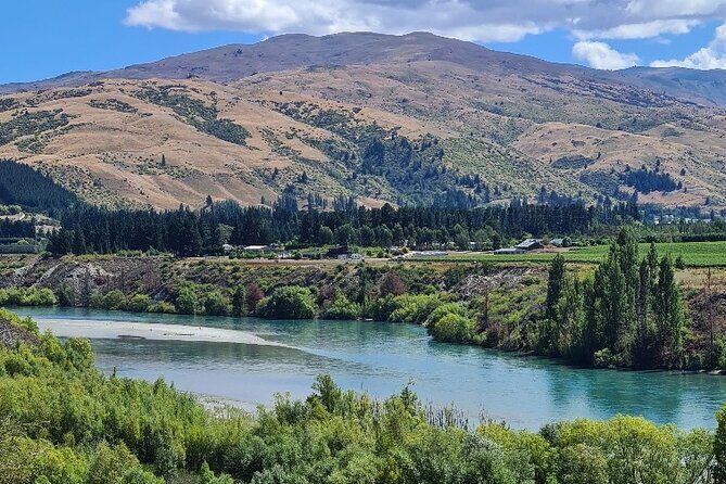 Cromwell Wine Tasting Tour using Classic Car - Cromwell Basin: why this area deserves your attention
