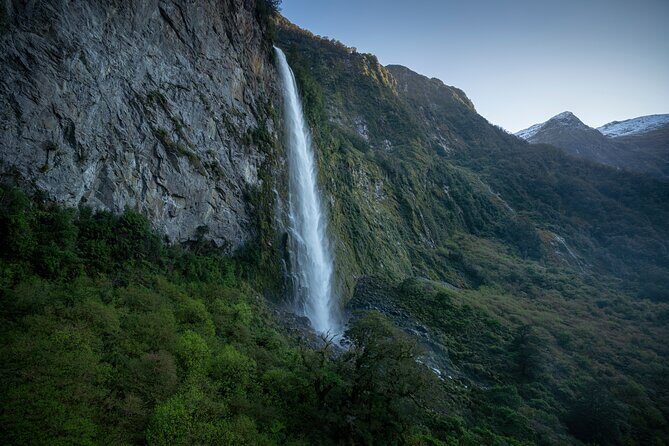 Doubtful And Dusky Sound Helicopter Scenic Flight from Te Anau - The 1.5-hour flight format: what you can expect and who it fits