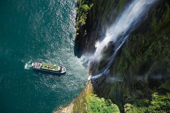 Epic Milford Guided Tour from Te Anau - Key highlights at a glance