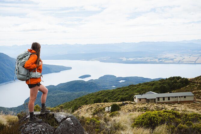 Fiordland Heli-hike from Te Anau - The descent onto Lake Te Anau’s shores