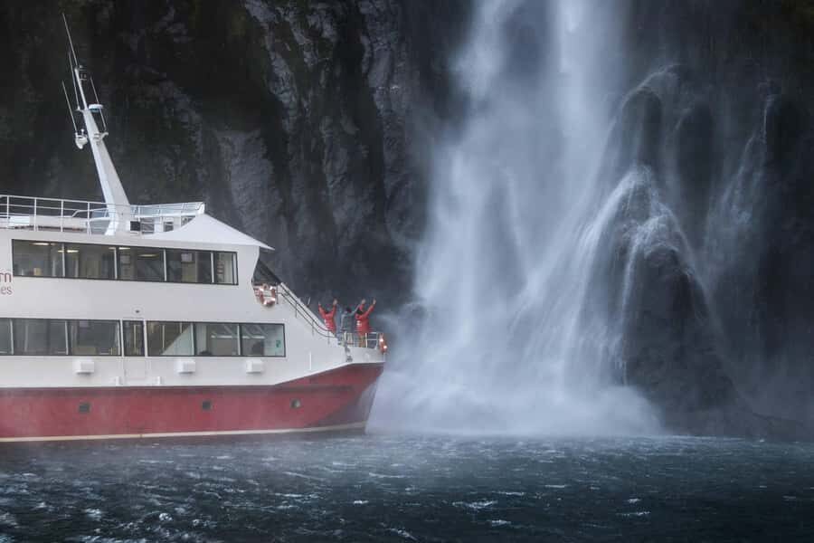 From Queenstown: Milford Sound Coach, Cruise, Scenic Flight - Coach Comfort and the Geo Maps Audio: Less Guessing, More Looking