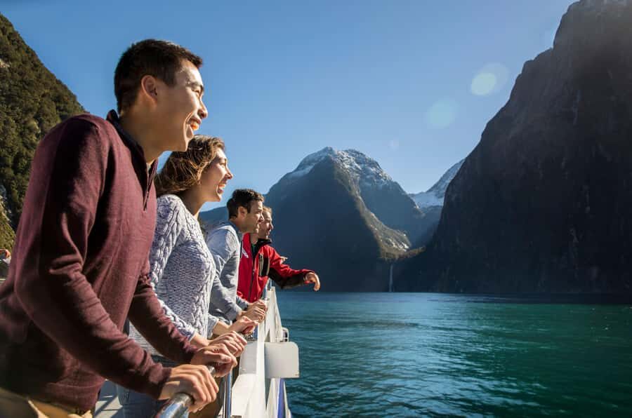 From Te Anau: Milford Sound Premium Bus Tour and Cruise - Who this tour suits best (and who might want another plan)