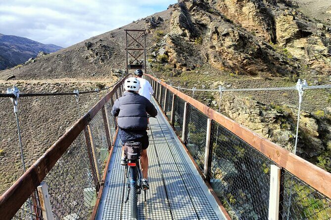 From Wanaka Bike the Lake Dunstan Trail with Shuttle Return - E-bike vs regular bikes: how to choose without overthinking it