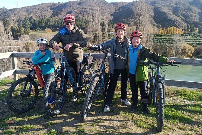 From Wanaka Bike the Lake Dunstan Trail with Shuttle Return - Who this Wanaka to Dunstan Trail day is best for