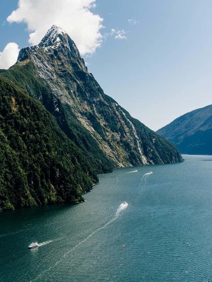 From Wanaka: Milford Sound Flight with Landing & Glaciers - From Wanaka to Milford Sound by Air: The Big Idea