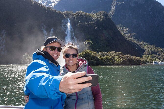 Full-Day Milford Sound Tour with Cruise and Walks from Te Anau - Guided and self-guided walks: how to turn “short” into memorable