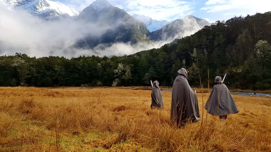Glenorchy: 4WD Lord Of the Rings Tour Half-Day - Isengard along the Dart River: Mt Earnslaw is the payoff