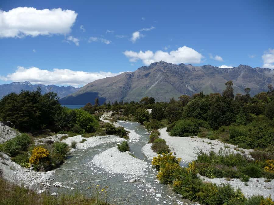 Glenorchy: 4WD Lord Of the Rings Tour Half-Day - Who should book this Glenorchy LOTR 4WD tour?