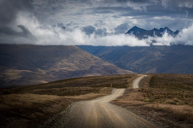 Half Day Queenstown & Beyond Private Scenic Photography Tour - Camera options and what to budget