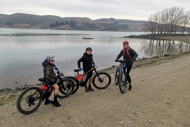 Lake Dunstan Cycleway with E-Bike hire and Shuttle service - The Cromwell to Clyde ride: how the 3 hours actually play out