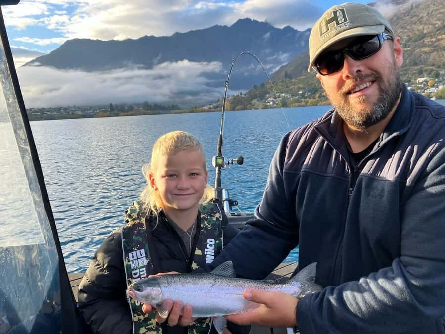 Lake Wakatipu: 3 Hour Fishing Adventure by Boat - Summer timing, trip length, and meeting point tips