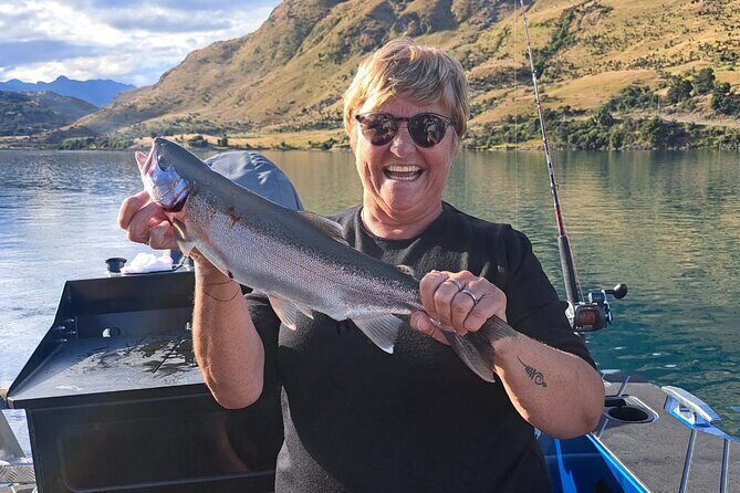 Lake Wakatipu Queenstown: 3 Hour Fishing Adventure by Boat - Price and value: is $235.82 per person worth it?