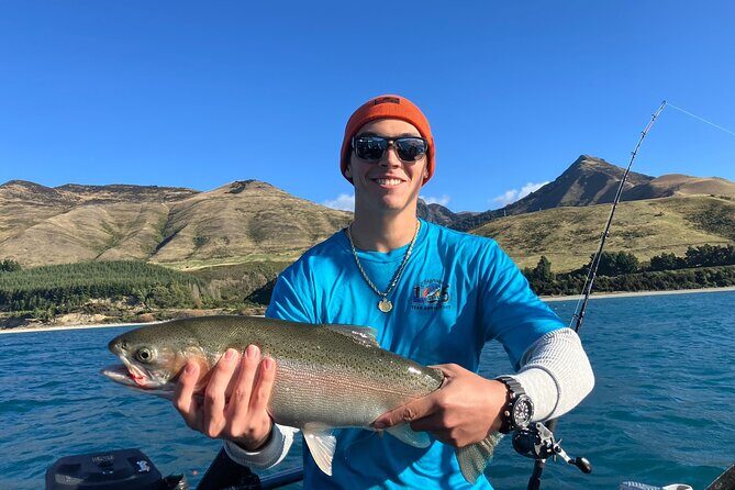 Lake Wakatipu Queenstown: 3 Hour Fishing Adventure by Boat - The electric trolling motor: quiet water time is part of the value
