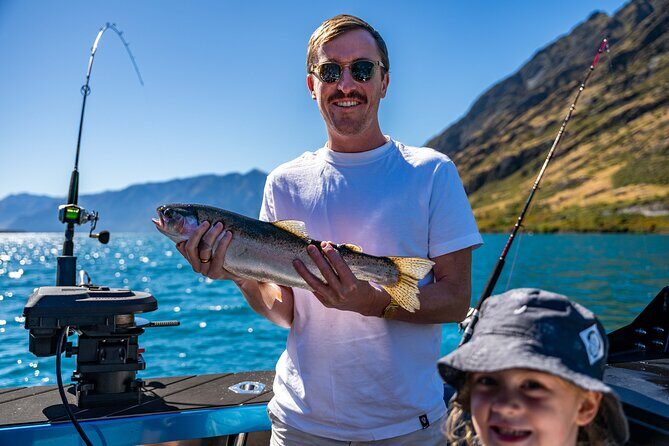 Lake Wānaka: 3 hour Fishing Adventure by Boat - Lake Wānaka fishing: what makes this 3-hour charter work