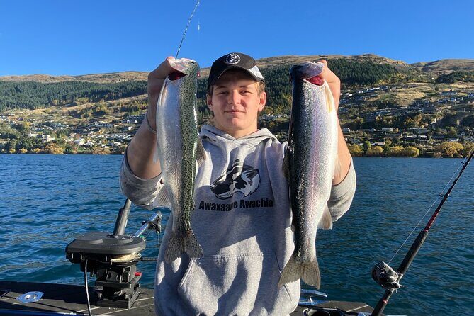 Lake Wānaka: 3 hour Fishing Adventure by Boat - What happens during those 3 hours