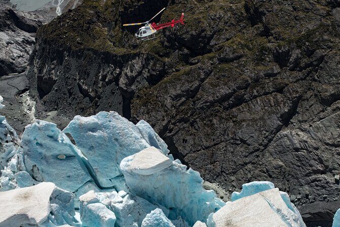 Lord of the Rings and Glacier Helicopter Tour - Cabin comfort and the Queenstown pickup that reduces stress