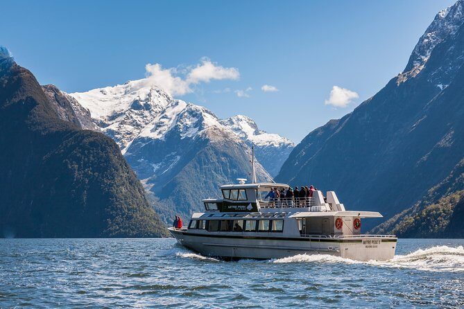 Milford Sound Coach, Cruise and Flight Sightseeing Tour from Queenstown - The 7:00 am start and the road from Queenstown to Milford Sound