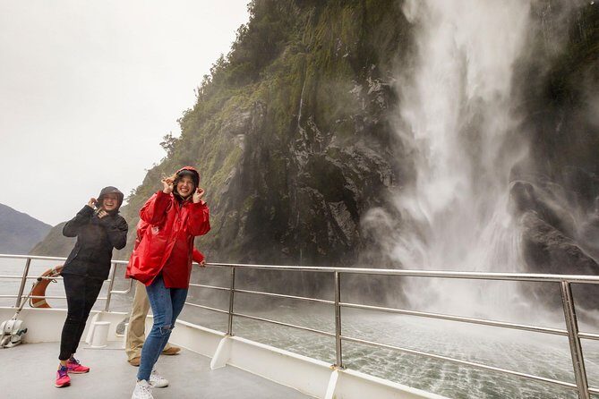 Milford Sound Coach & Cruise from Queenstown: Panoramic Views - The Drive Stops: Queenstown, Te Anau, and the Fiordland Road