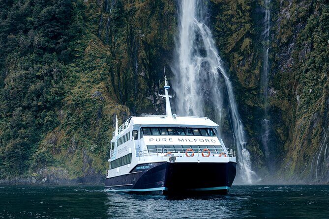 Milford Sound Cruise - Why This Milford Sound Cruise Works in Real Life