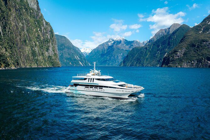 Milford Sound Cruise - What You’ll See: Milford Sound Landmarks in One Smooth Route