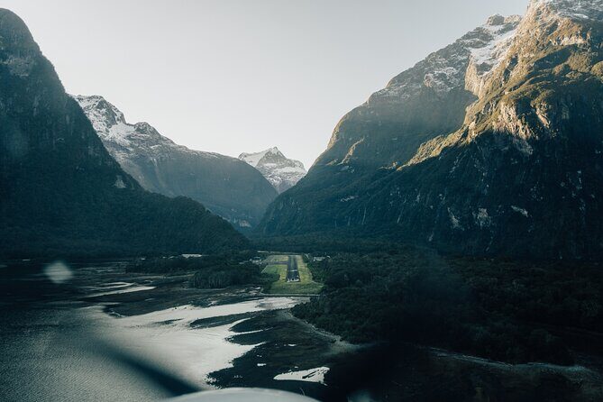 Milford Sound Cruise with Round-Trip Flights from Queenstown - Practical Stuff: Lunch, Phone Battery, and the Small-Group Feel