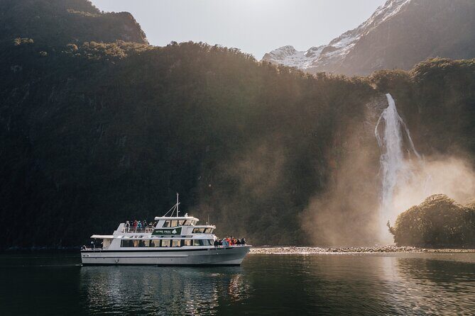 Milford Sound Cruise with Round-Trip Flights from Queenstown - Price and Value Plus Who This Suits