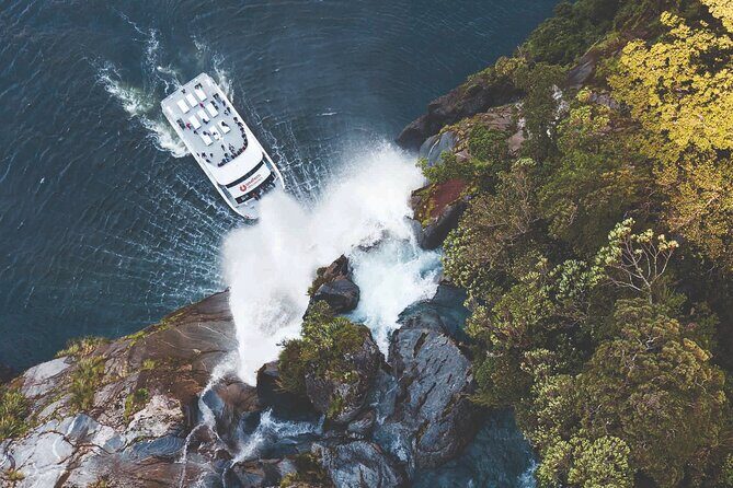 Milford Sound Day Tour from Te Anau - Milford Sound by coach and cruise: why this tour works from Te Anau