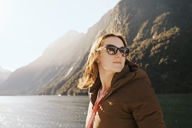 Milford Sound Day Tour with Scenic Cruise from Queenstown - Picnic Lunch and Coach WiFi: Small Comforts That Pay Off on a 7:20am Start