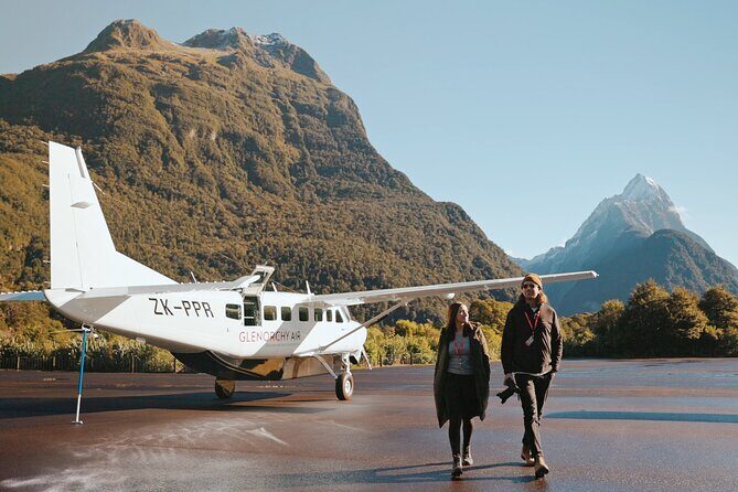 Milford Sound Fly Explore Fly ex Queenstown by Glenorchy Air - Olivine Ice Plateau, Mt. Tutoko, and the Tutoko Glacier