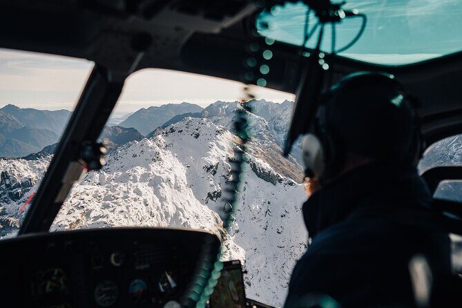 Milford Sound Heli Tour from Queenstown with 2 Alpine Landings - The second stop: a remote alpine landing near Tukuko Glacier or Glacier Basin