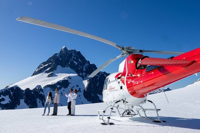 Milford Sound Highlights - 204 - The Flight Itself: Views Over Milford’s Rivers, Valleys, and Mountain Terrain