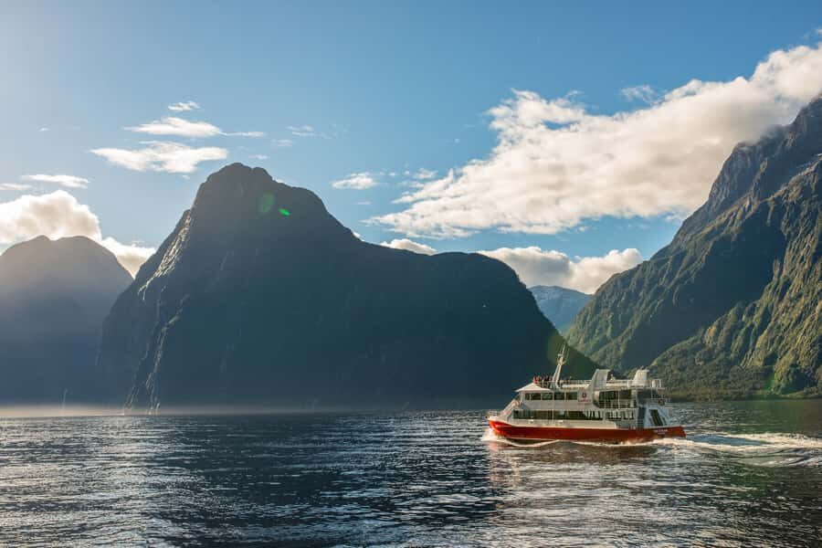 Milford Sound: Nature Cruise - Grand Views & Optional Lunch - Premium catamaran time on Milford Sound: why this works