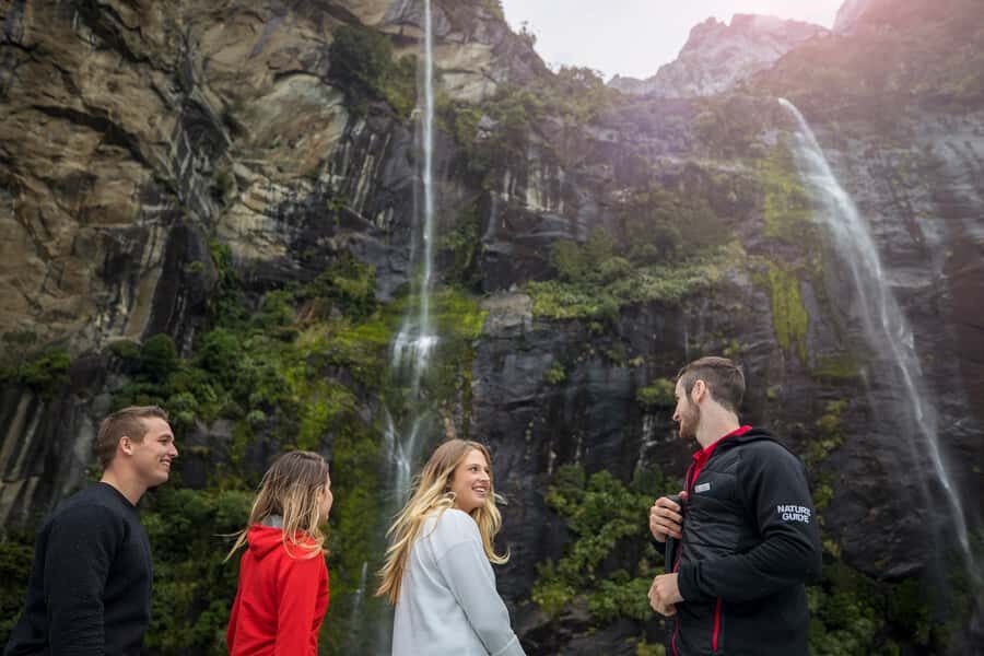 Milford Sound: Nature Cruise - Grand Views & Optional Lunch - Listening to the story: skipper commentary and multilingual app