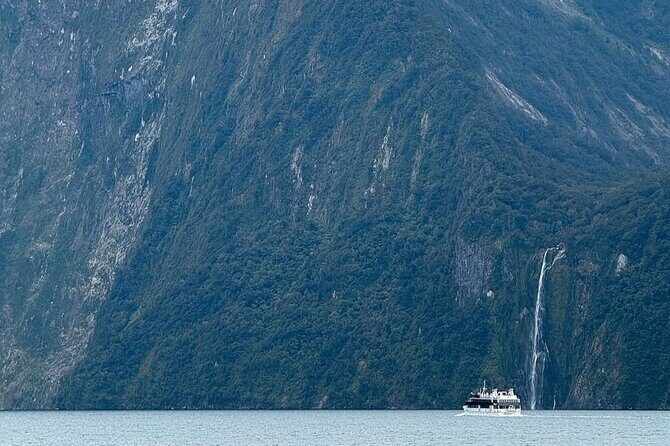 Milford Sound Private Day Trip from Queenstown via Te Anau - How this Milford Sound private day trip really feels (and how it saves you stress)