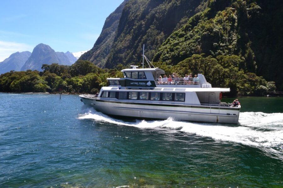 Milford Sound: Small-Group Tour from Te Anau - Timing and weather: what changes, what doesn’t