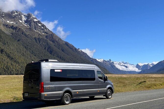 Milford Sound Tour from Queenstown with Cruise - Milford Sound from Queenstown: a long day done in a small, comfy way