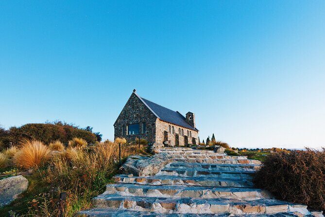 Mount Cook Day Tour from Queenstown - The Omarama rest break and Lindis Pass crossing