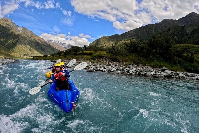 Packraft Wanaka - Group Size and Guide Attention: The Real Difference