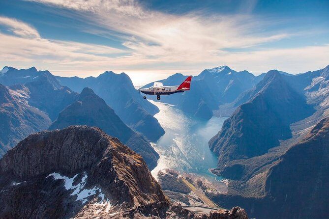 Premium Milford Sound Tour Including Cruise, Flight & Lunch - Cruise Milford Sound: Close-Up Waterfalls and Mitre Peak