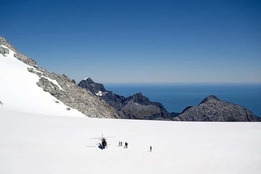 Queenstown: 2.5 Hour Flight to Fiordland's Iconic Locations - Lake Quill and Sutherland Falls: Why the Alpine Landing Matters