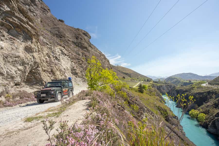 Queenstown: 4WD Lord Of the Rings Tour Half-Day Tour - Arrowtown’s historic gold-mining road and the Ford of Bruinen drive