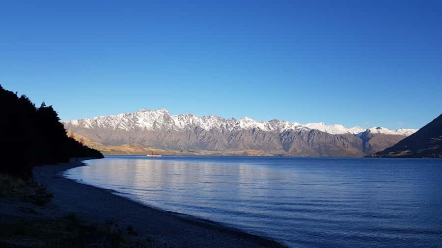 Queenstown: Craft Beer Brewery Tour with Lunch - Beer-Paired Lunch That Actually Fills You Up