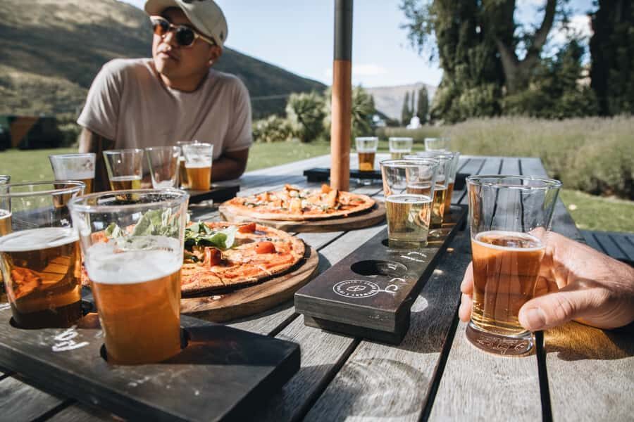 Queenstown: Craft Beer Brewery Tour with Lunch - Three Breweries, Thirteen Tastings, and the Handpick Advantage